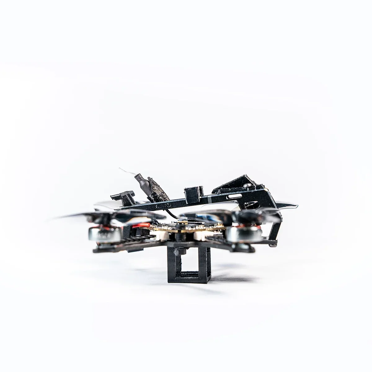 طائرة بدون طيار HGLRC Dragon K - مراجعة Drone Kit Beginner وسعره